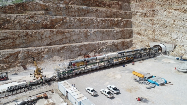 Bereketli ovalara suyu Silvan Tüneli ulaştıracak